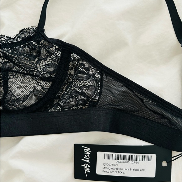 Nasty Gal lace bralette black size small - Picture 2 of 3